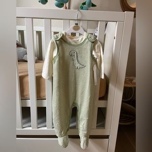 NWt Tahari set 6/9mos